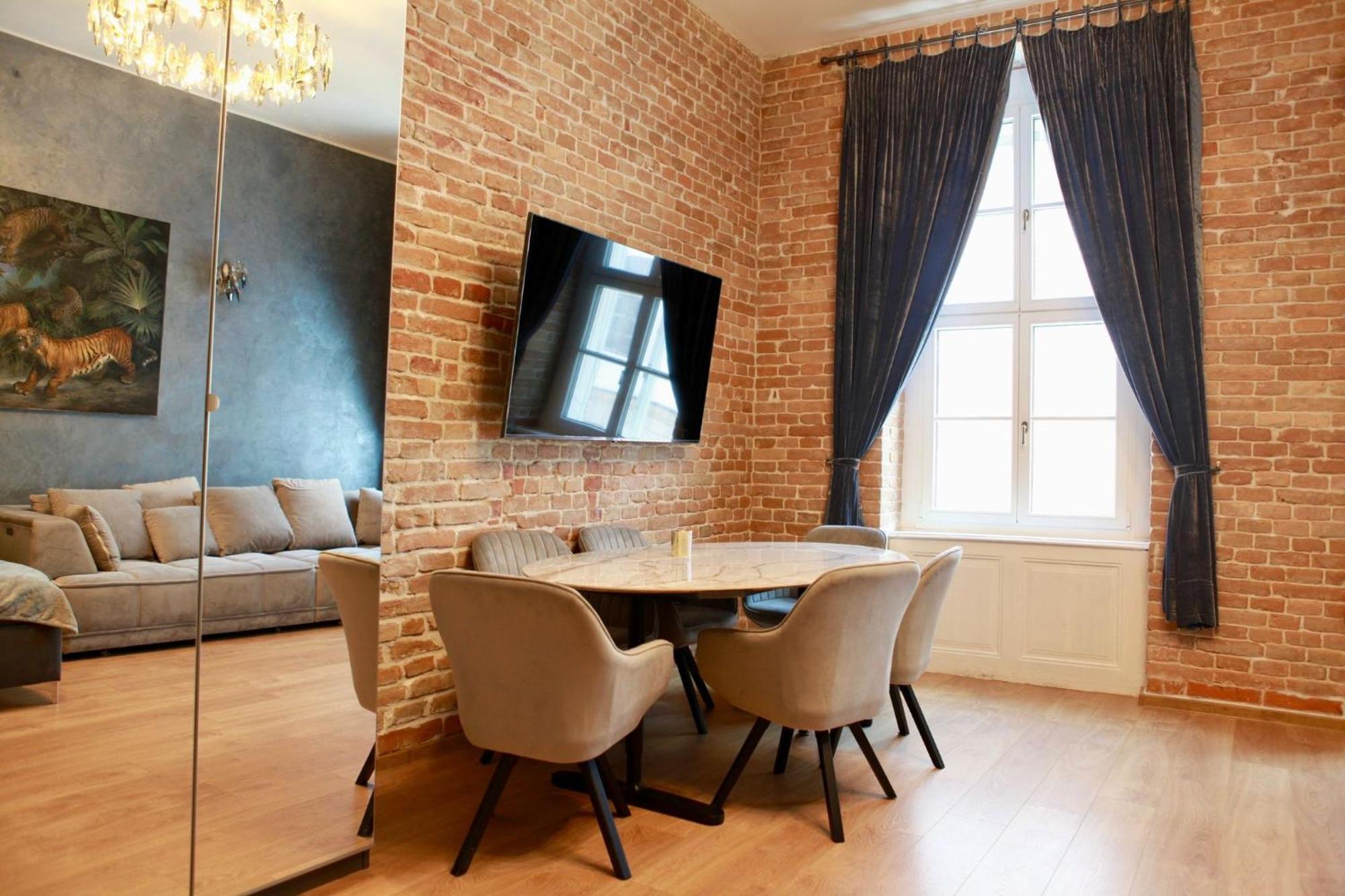 Apartamento Heart In The Old Town Bratislava Exterior foto